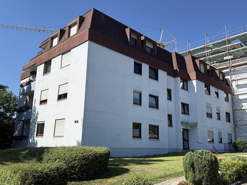Top renovierte 5-Zimmer-Wohnung im Erdgeschoß  mit 2 Balkonen